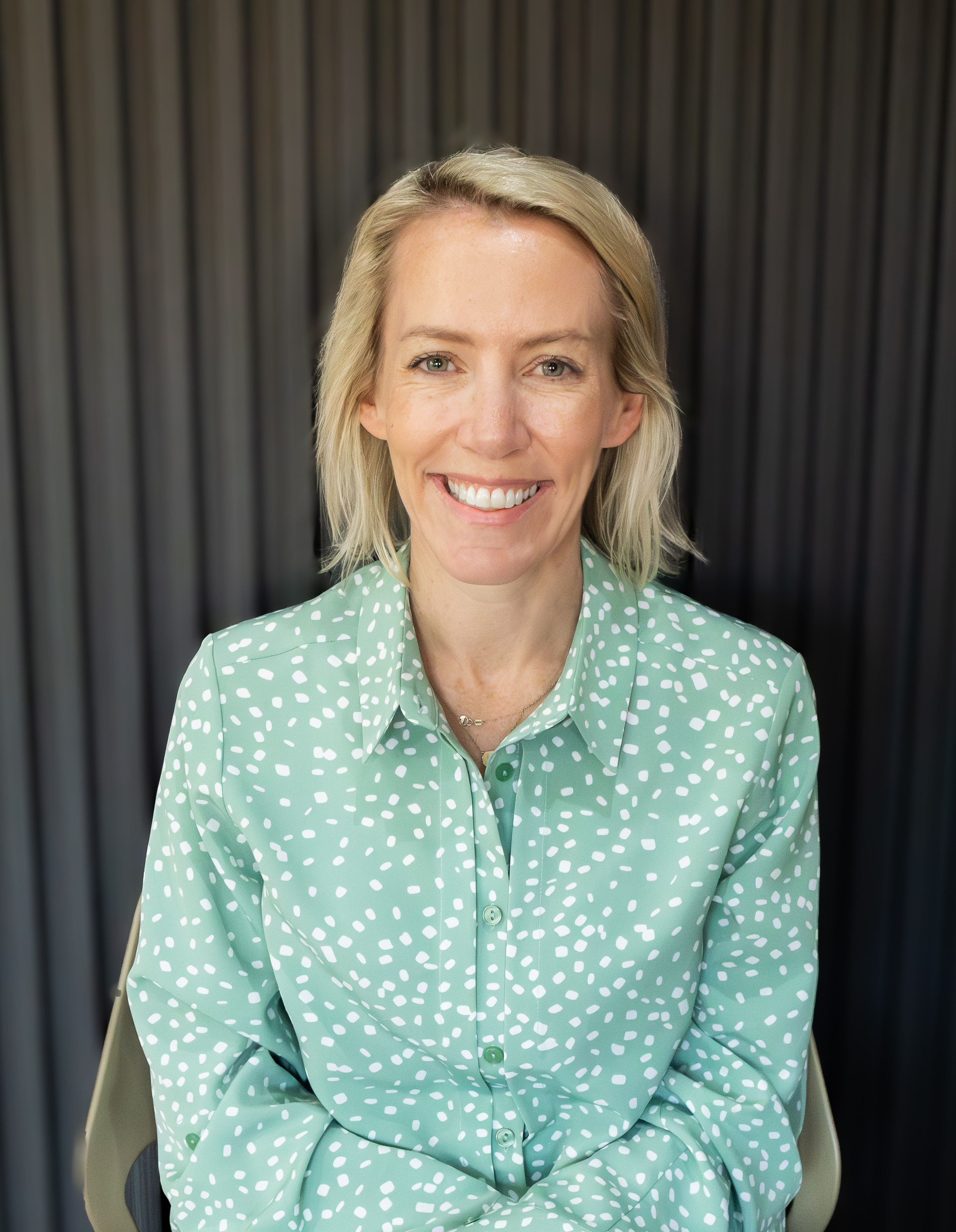Mrs Tieneke du Toit